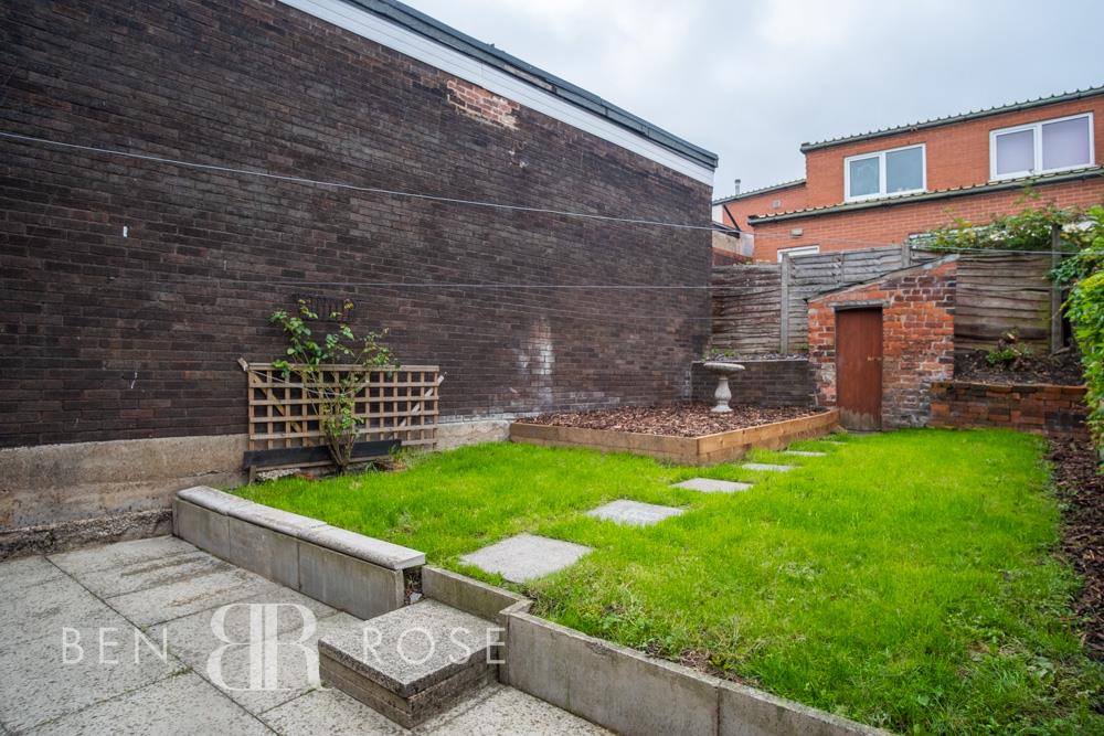 2 bed property in Jackson Street, Chorley